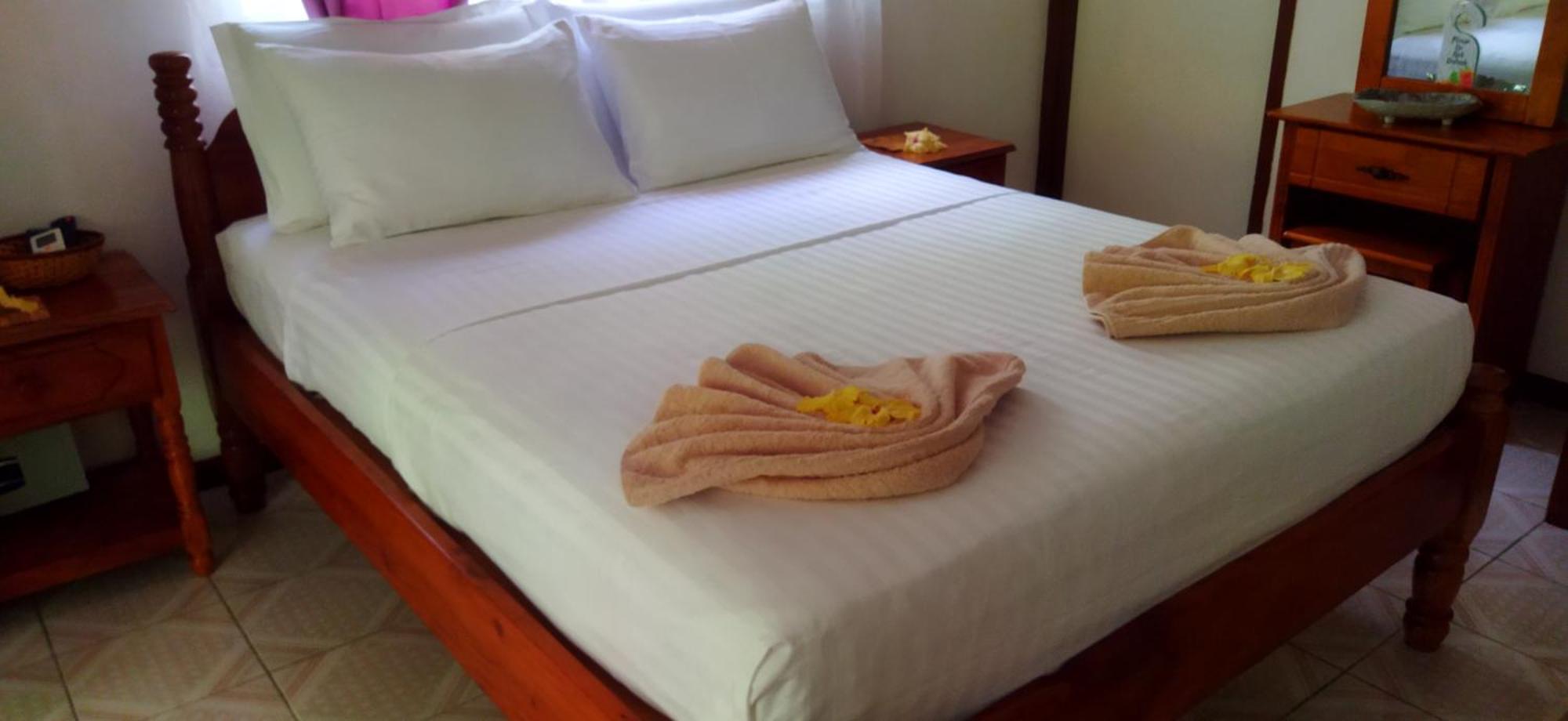 Dan Zoranz Self Catering Guest House Ла-Диг Экстерьер фото